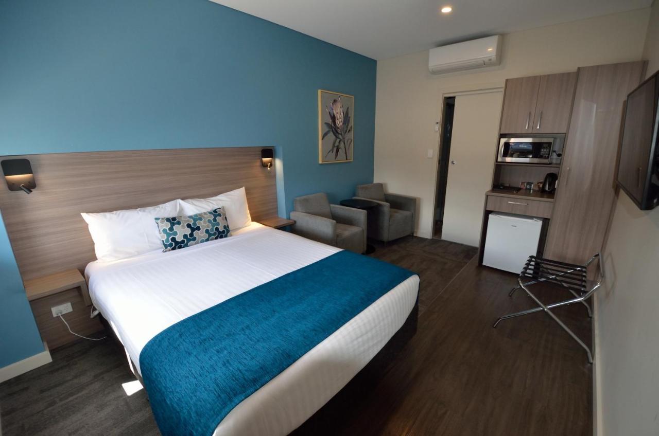 105 On The Park Motel Bordertown Buitenkant foto