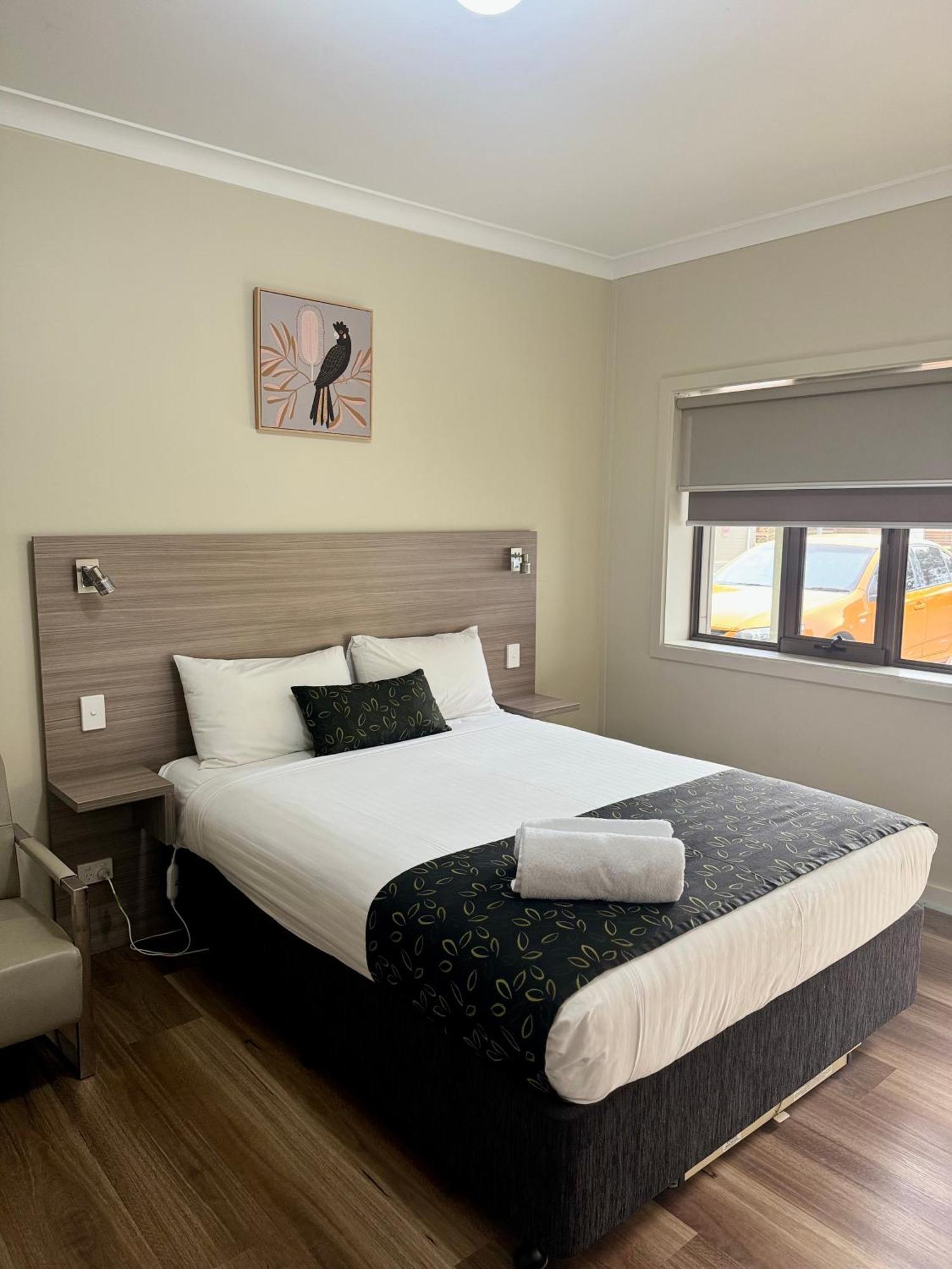 105 On The Park Motel Bordertown Buitenkant foto