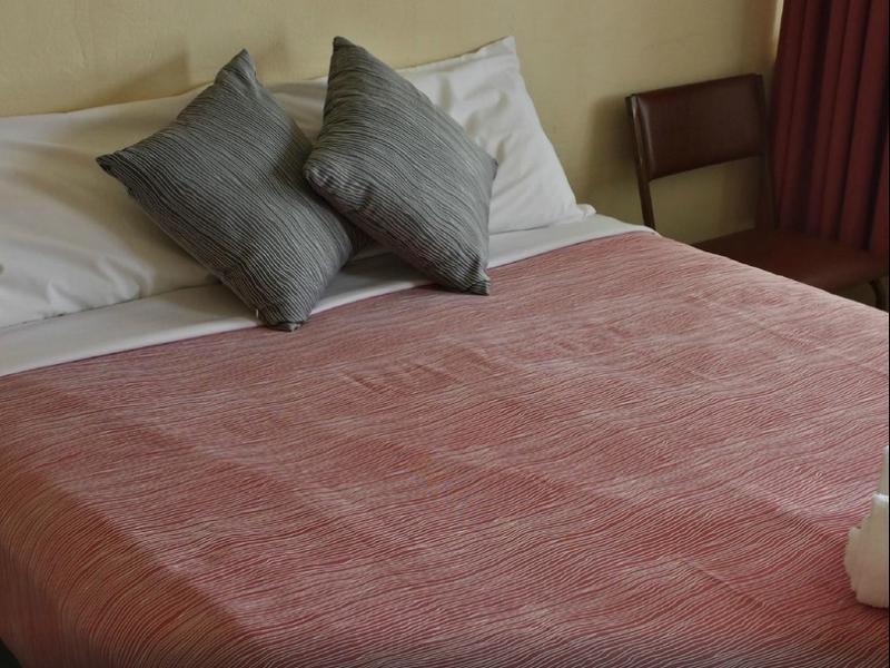 105 On The Park Motel Bordertown Buitenkant foto