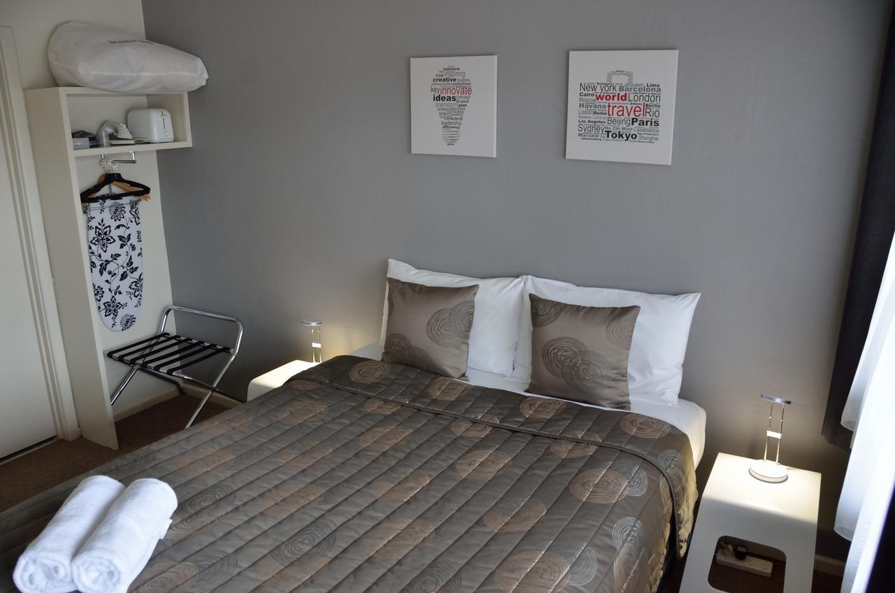 105 On The Park Motel Bordertown Buitenkant foto